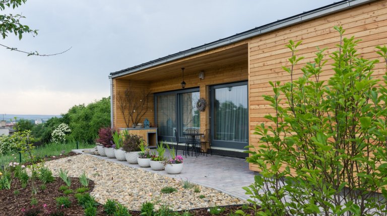 Moderní přízemní bungalov Perseus 120 má zcela&nbsp;netradiční architekturu. Tento dům osloví toho, kdo chce být výjimečný. Přízemní&nbsp;bungalov&nbsp;Perseus…