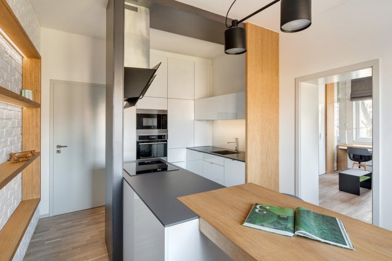 Když se sejde architekt a investor, kteří si vzájemně sedí, je to vždy výhra. A to pro obě strany. Klient má bydlení, které mu ve všech směrech vyhovuje,…