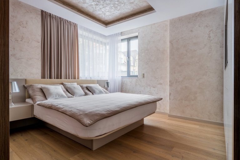 Radostí každého architekta je realizovat projekt, jehož rolí je plná využitelnost. V případě této realizace, interiéru pro čtyřčlennou rodinu, která v domě…