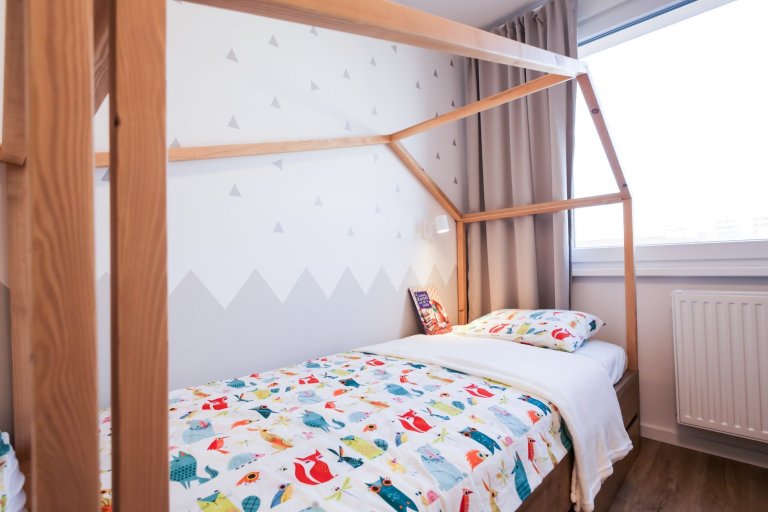 KOMPLETNÁ REKONŠTRUKCIA BYTU V RUŽINOVE&nbsp;✨
Na začiatku bol panelový byt v úplne pôvodnom stave, ktorý by ste dnes nespoznali&nbsp;????
Tento projekt bytu…