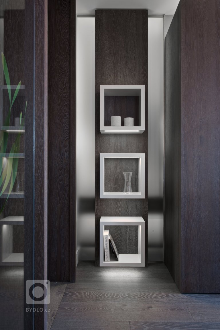 add picture to album