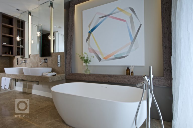 add picture to album