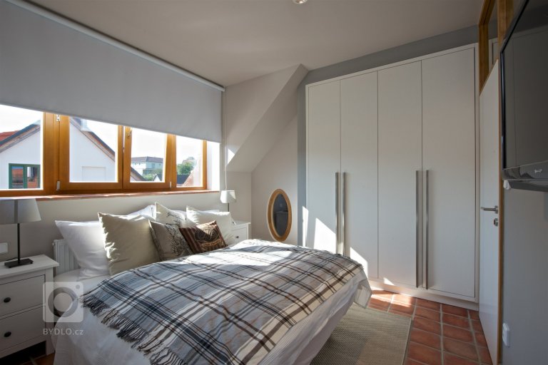 add picture to album