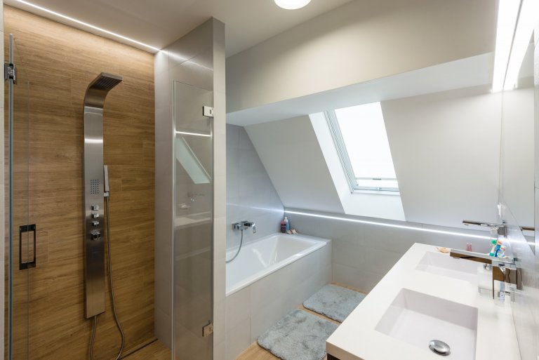 Návrh a realizácia FHA - FullHouse Architecture - naša ďalšia úspešná realizácia interiéru rekonštruovaného rodinného domu v Bratislave. Majiteľom prajeme…