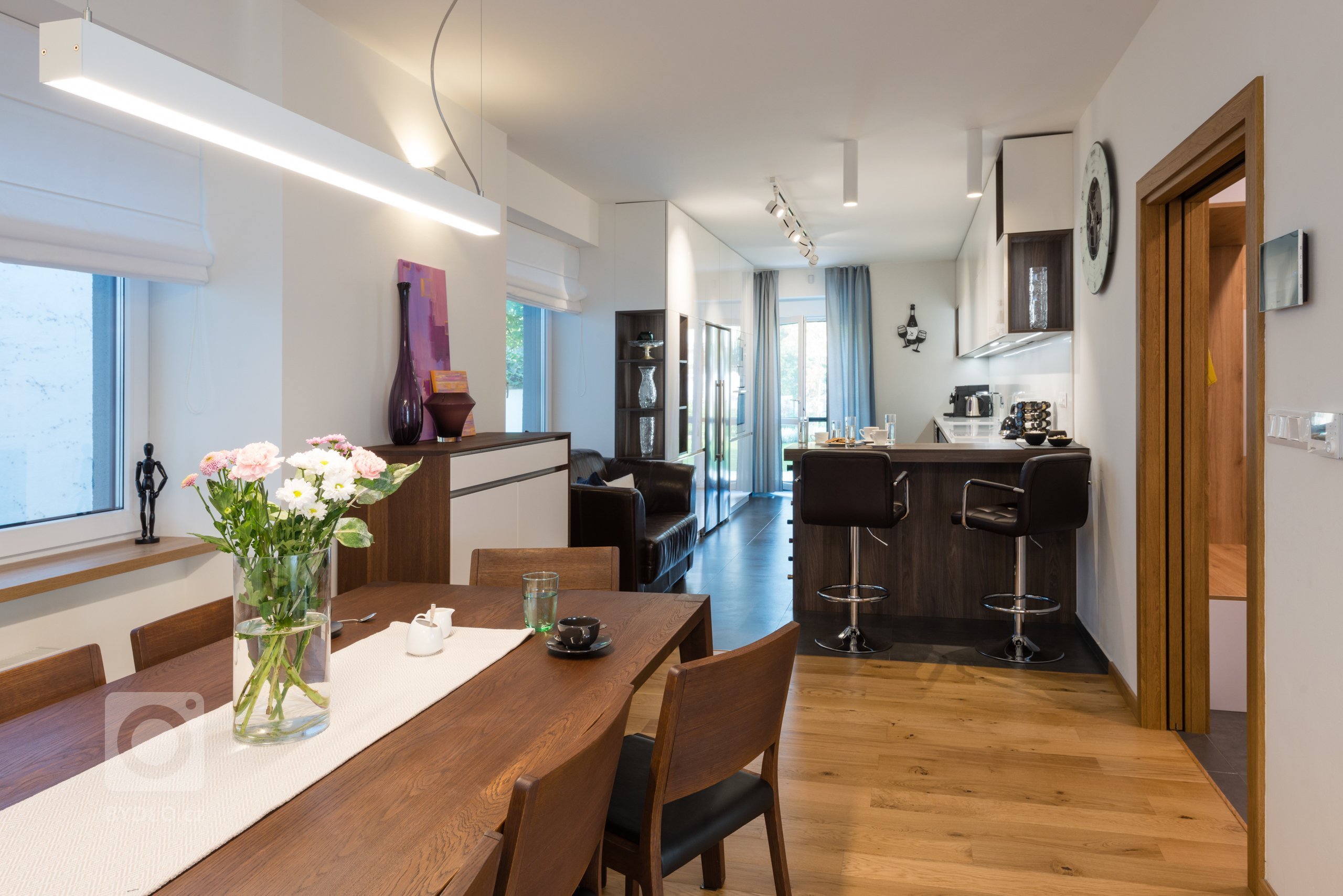 Návrh a realizácia FHA - FullHouse Architecture - naša ďalšia úspešná realizácia interiéru rekonštruovaného rodinného domu v Bratislave. Majiteľom prajeme…