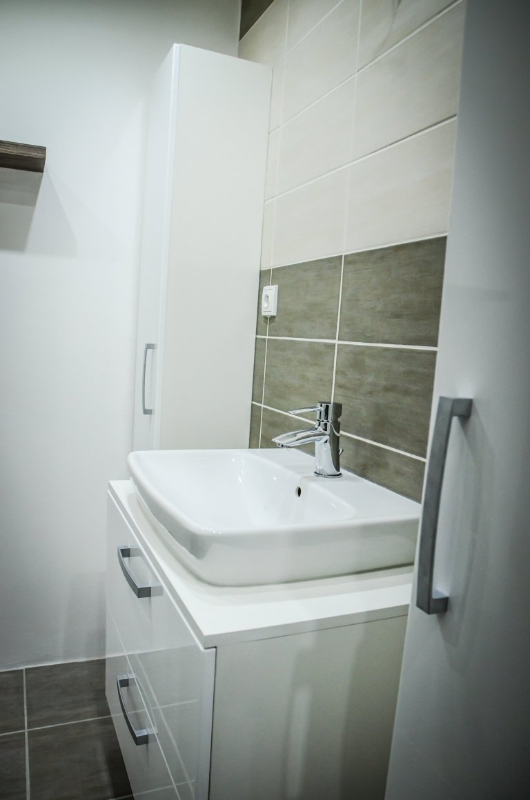 V jednoduchosti je krása a u malých prostorů to platí snad dokonce dvojnásob. A právě proto bylo u realizace tohoto menšího bytu důležité sladit celý koncept…