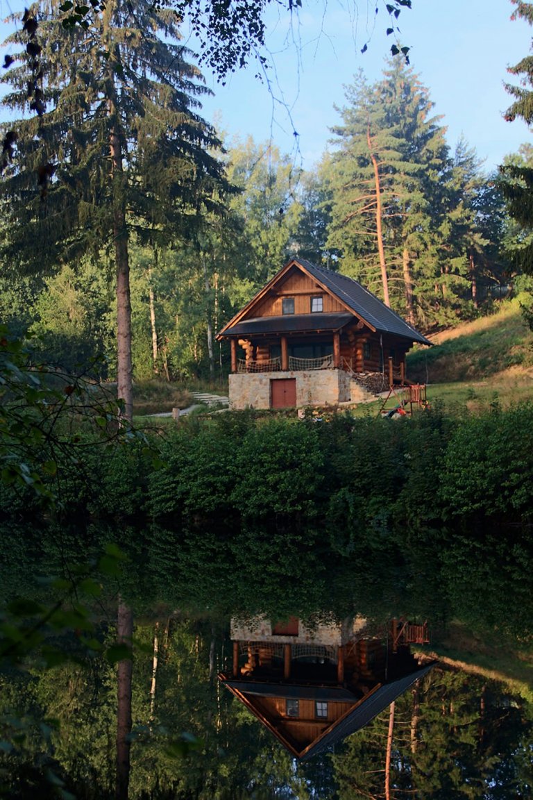 Kanadský srub v České Kanadě