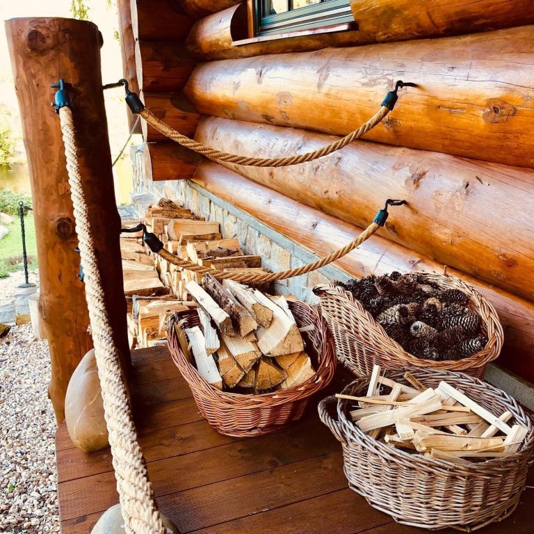 Kanadský srub v České Kanadě