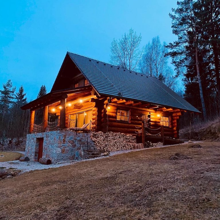 Kanadský srub v České Kanadě