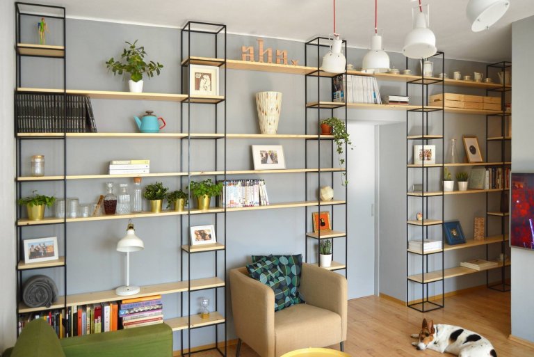 Police na knihy jako výstřelek designérů