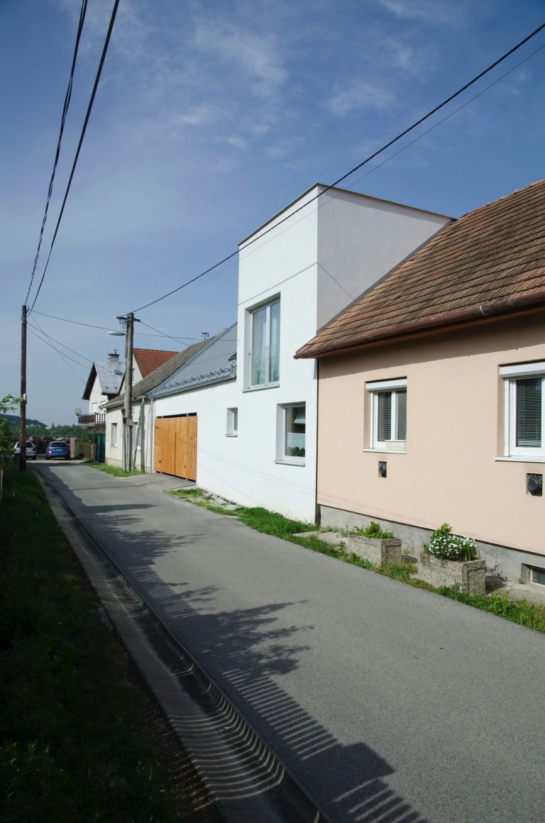 Rekonstrukce domu ve venkovské zástavbě