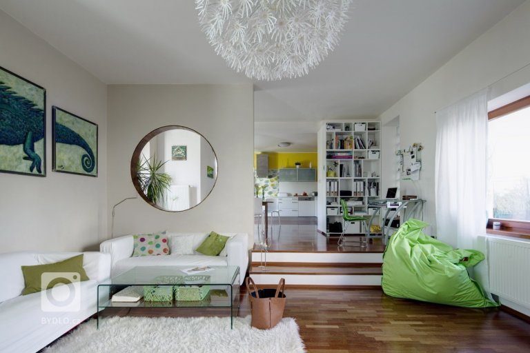 add picture to album