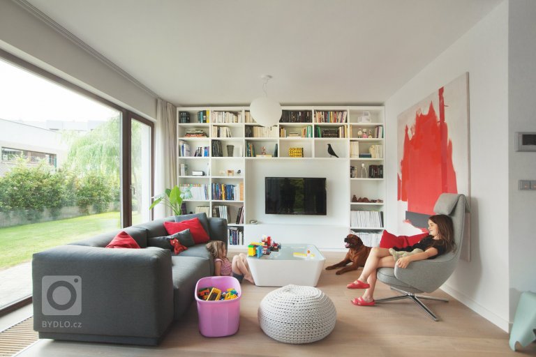 add picture to album