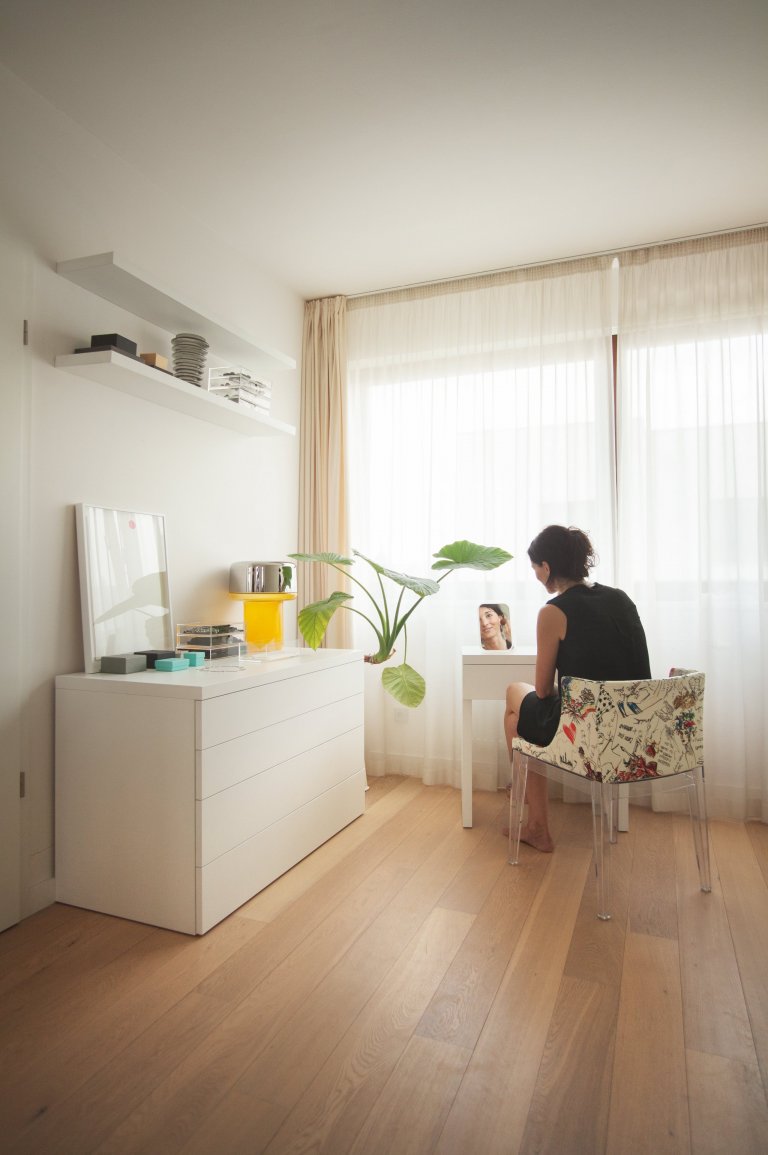 Původní vybavení novostavby z&nbsp;roku 2007 bylo nutné zásadně přehodnotit a navrhnout změny, které by lépe vyhovovaly požadavkům klienta na komfort a…