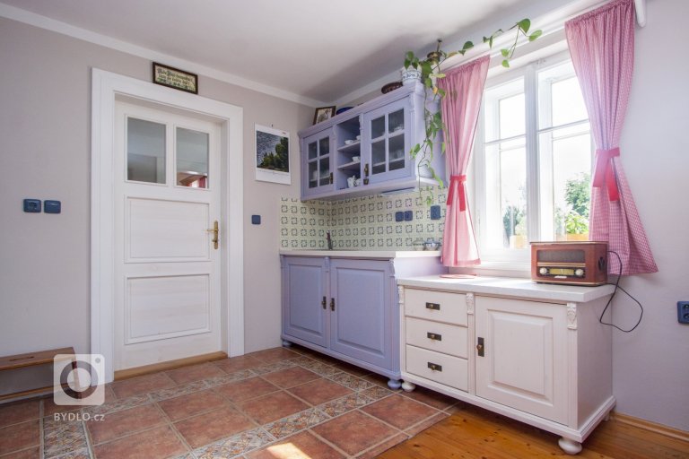 add picture to album