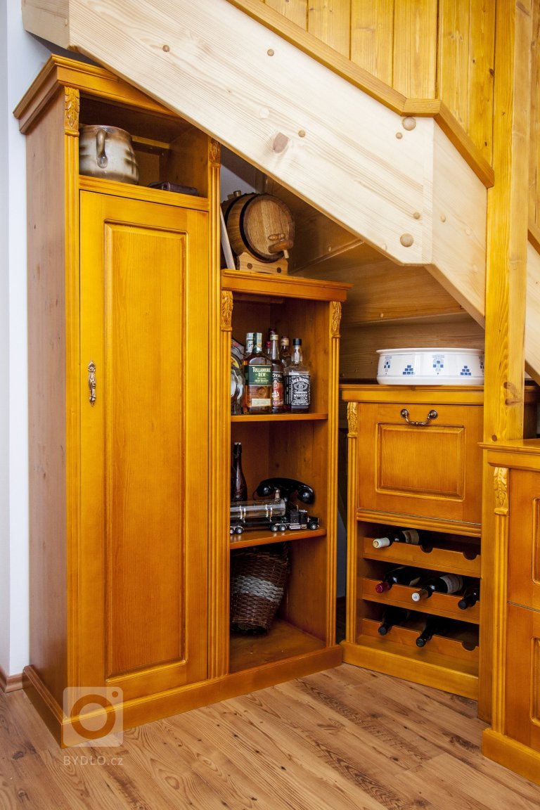 Venkvská chalupa v Českém ráji.&nbsp;Na této krásné chalupě jsem měla možnost spolupracovat od návrhu barevnosti nábytku až po výběr veškerých dekorací a…