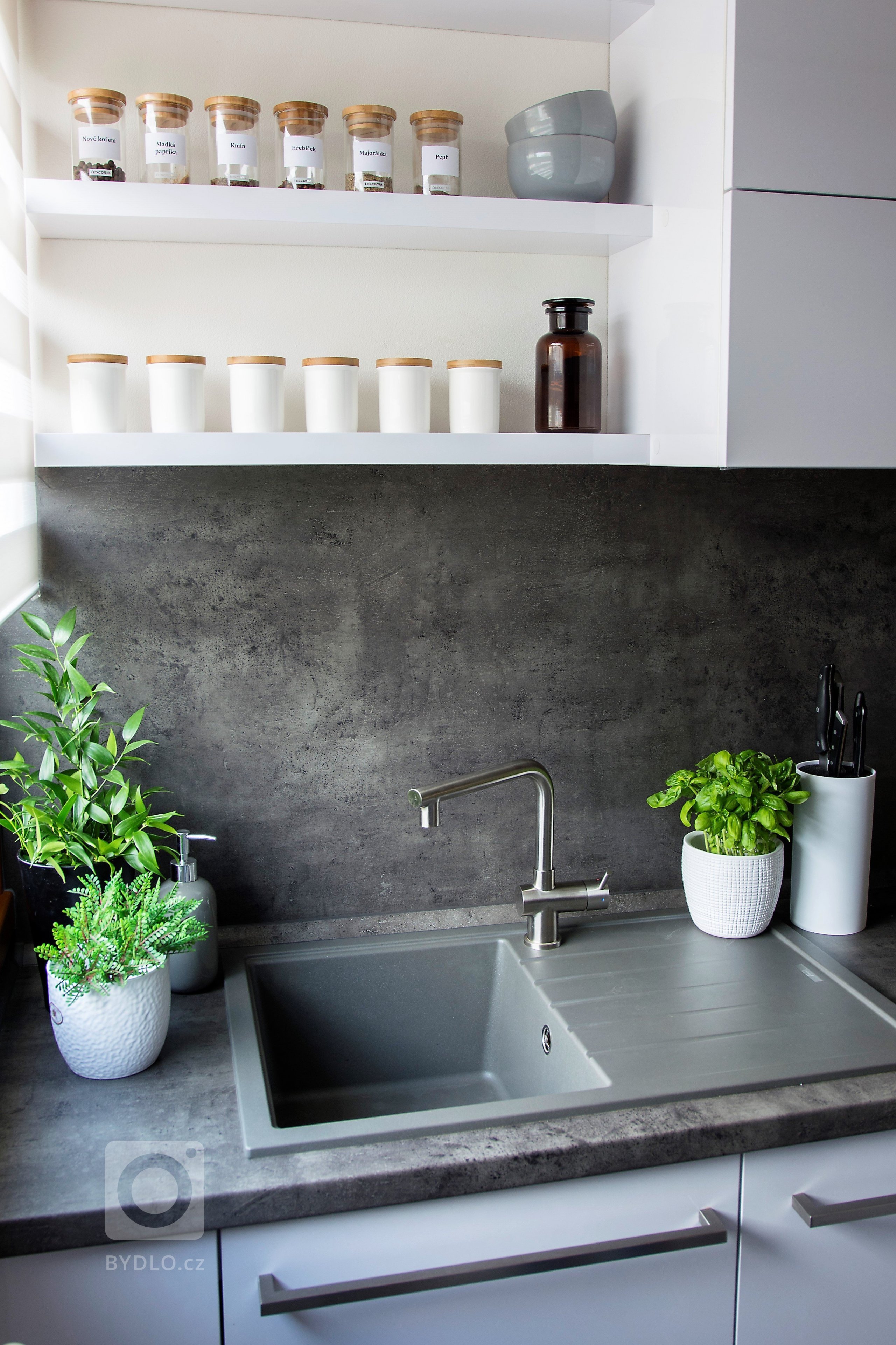 OBYTNÝ PROSTOR - KOMPLETNÍ MODERNIZACE