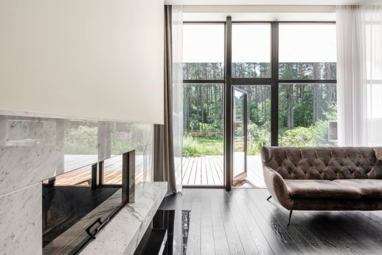 Dům s unikátním přemostěním „Bridge house“