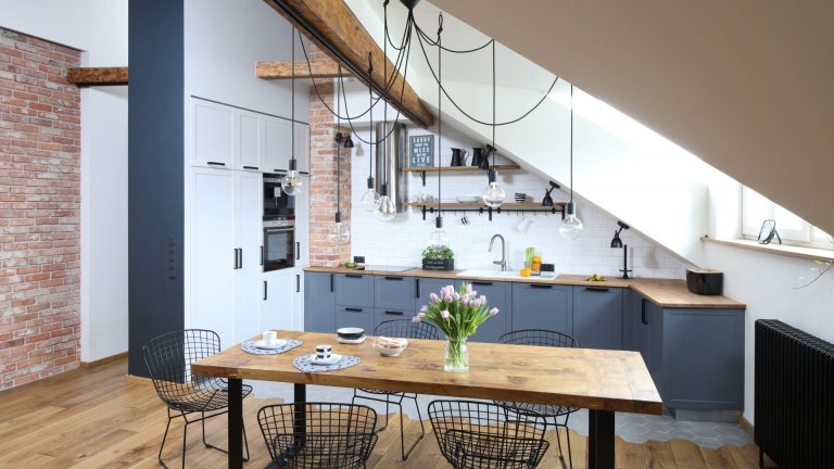 Krásný byt v historickém činžovním domě