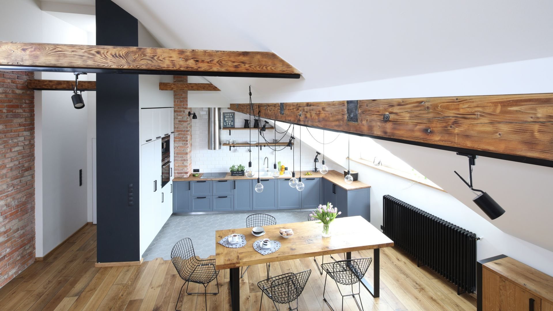 Krásný byt v historickém činžovním domě