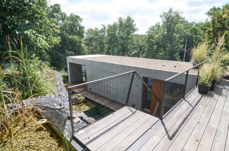 Vila nad vodopádem - Lysolaje