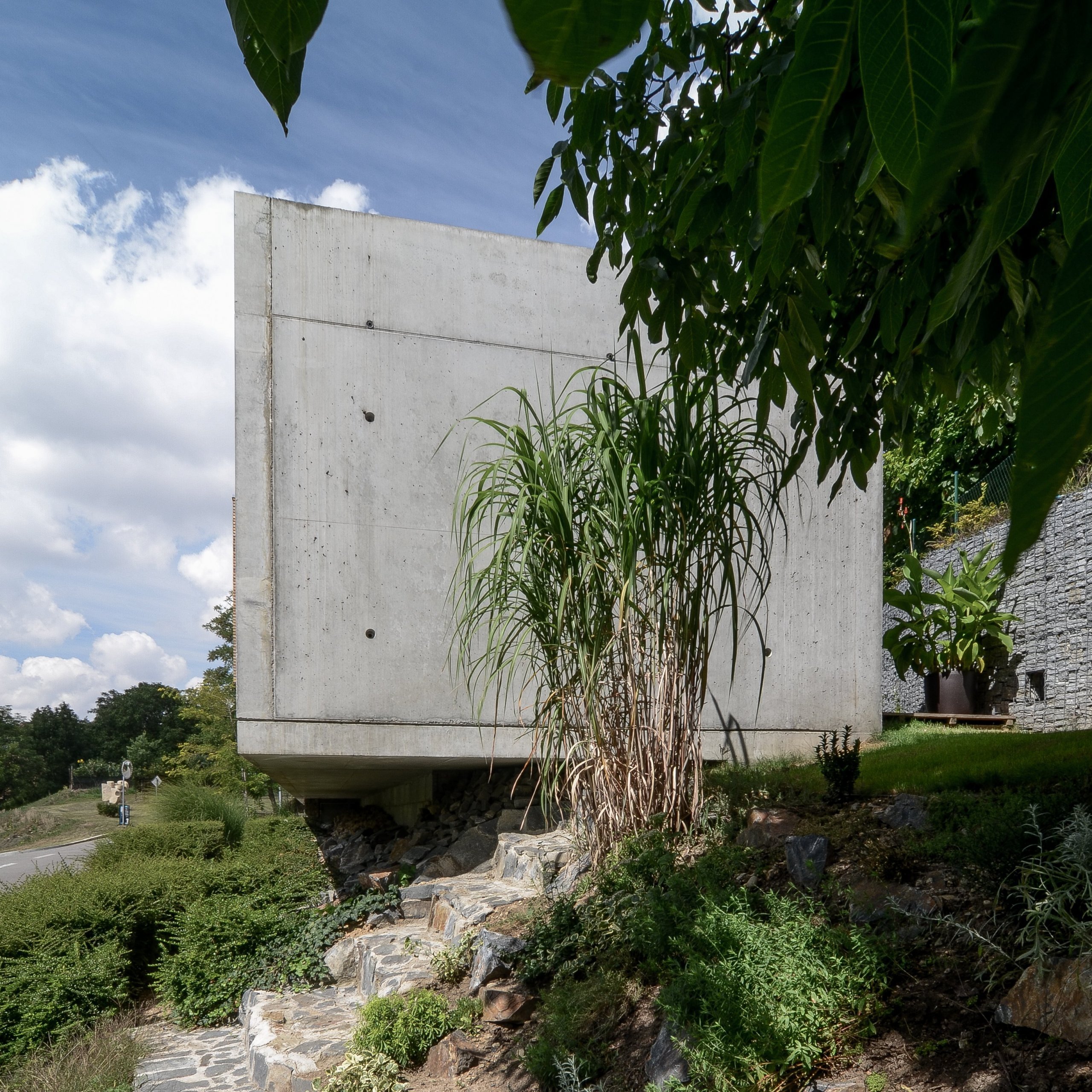 Vila nad vodopádem - Lysolaje